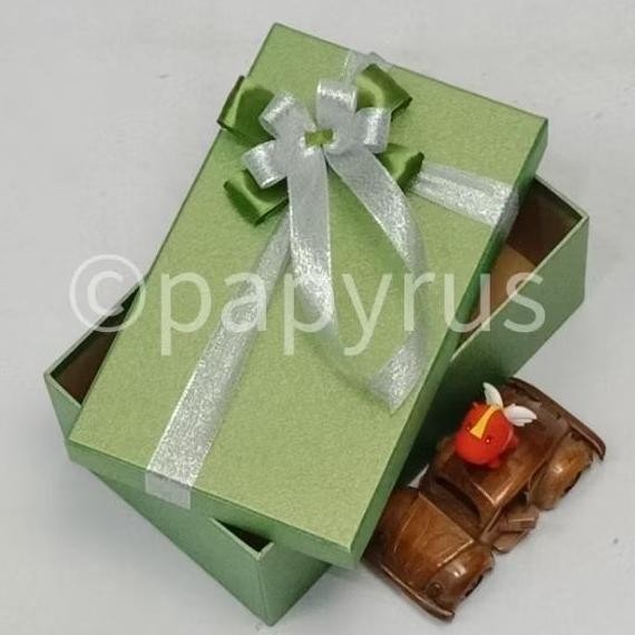 

Diskon! Papyrus 15X25 Tinggi 10Cm Kotak Kado Gift Box
