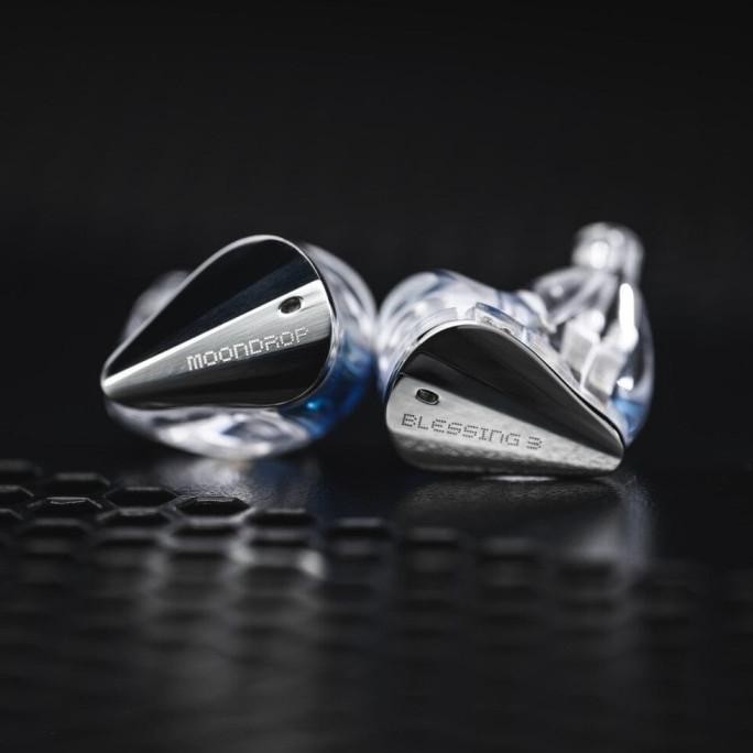 Promo Moondrop Blessing 3 / Blessing3 2Dd + 4Ba Hybrid Driver Iem Original