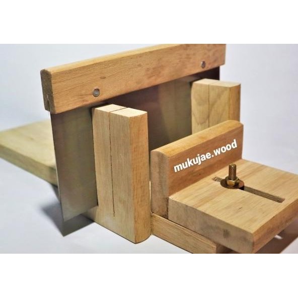 

Muujae.Wood 1 Et Alat Pemotong Abunplatiindodolue