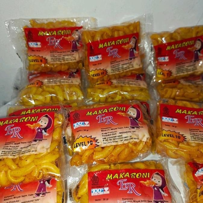 cemilan viral makaroni er level marsha  isi 12 pcs,isi makaroni di mix, tidak menerima pengembalian 