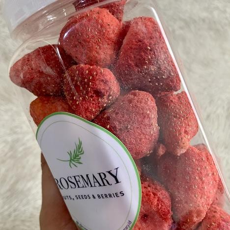 

Eripi Buah Troberi Utuh 700 Ml
