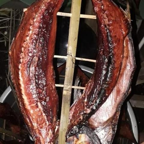 

Ikan Cakalang FuFu/Asap Bu Recky