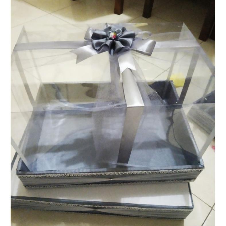 

BOX KOTAK UKURAN M SESERAHAN HANTARAN MIKA PERNIKAHAN LAMARAN PARSEL BINGKISAN BIJIAN
