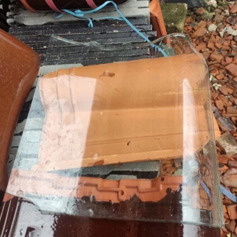 WN genteng kaca kanmuri milenio tebal 8mm