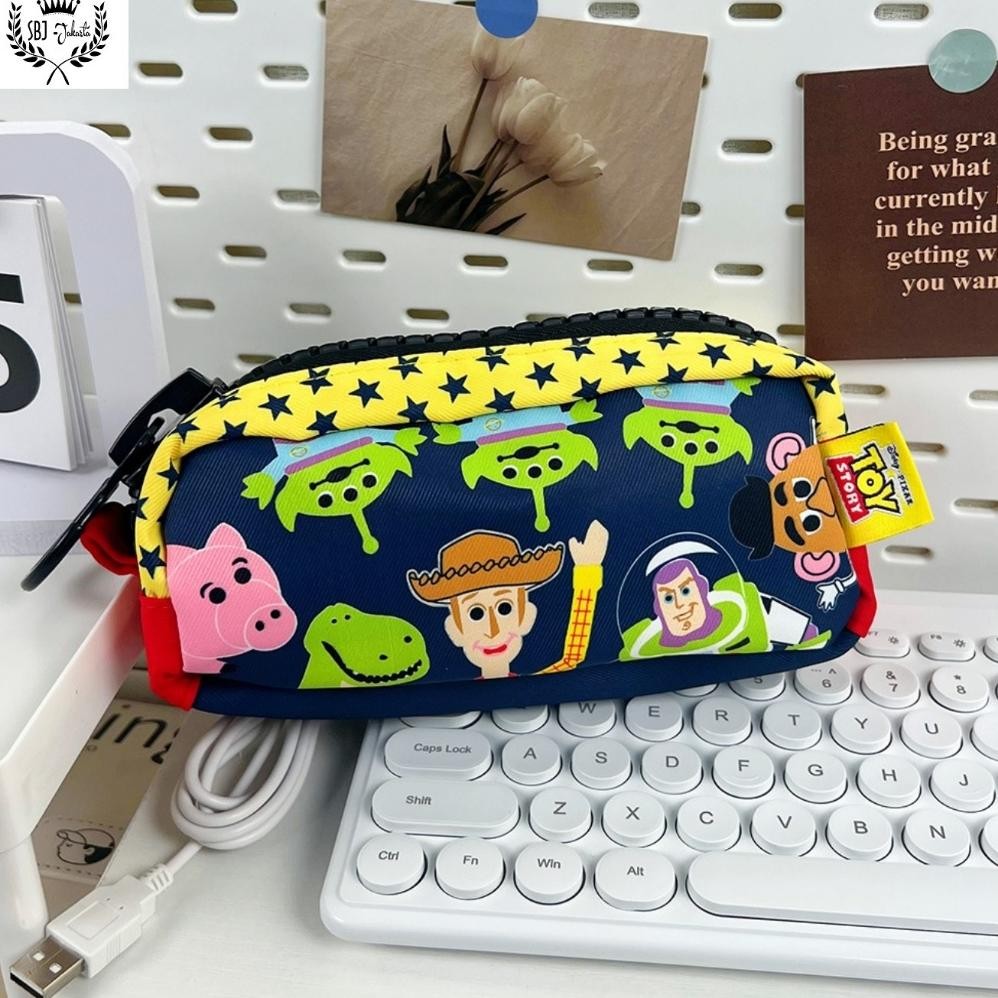 

Ready Tempat Pensil Kotak Pensil Softcase Kanvas Toy Story Sanrio My Melody Pochacco Resleting Besar