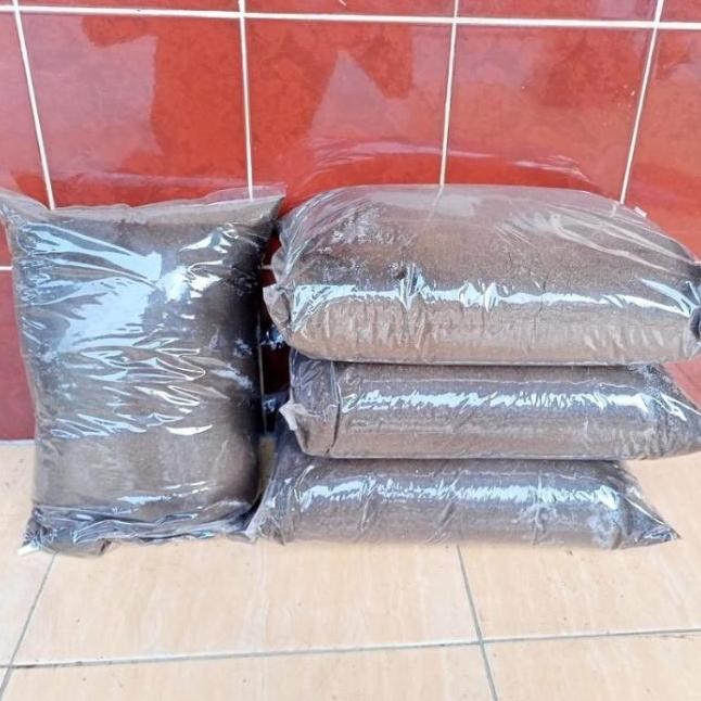 

Terlaris Media Tanam Pupuk Kandang Halus. 1Kg