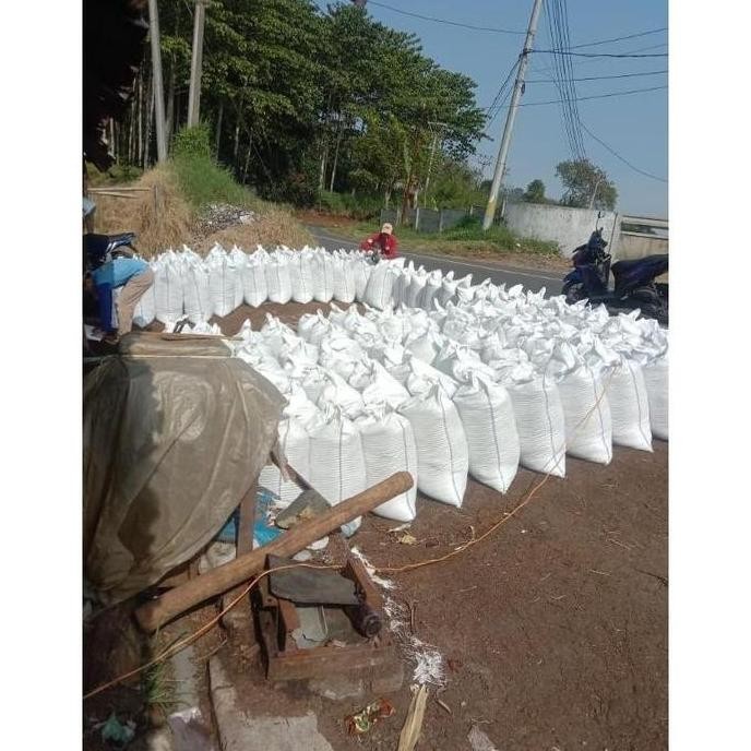 

Terlaris Pupuk Kandang Fermentasi 1 Karung Full Uk 50 Termurah !!