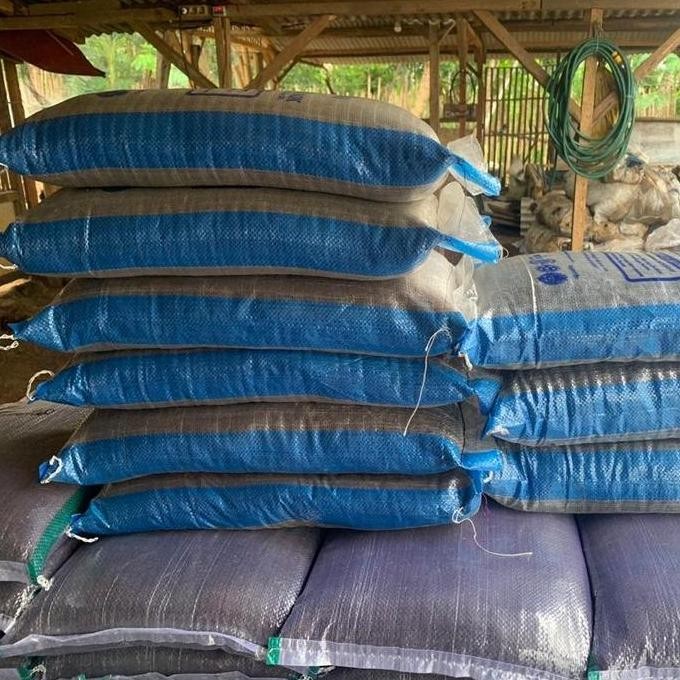 

Terlaris Byholan Media Tanam Kompos Pupuk Kandang Cocopeat Dan Sekam Bakar