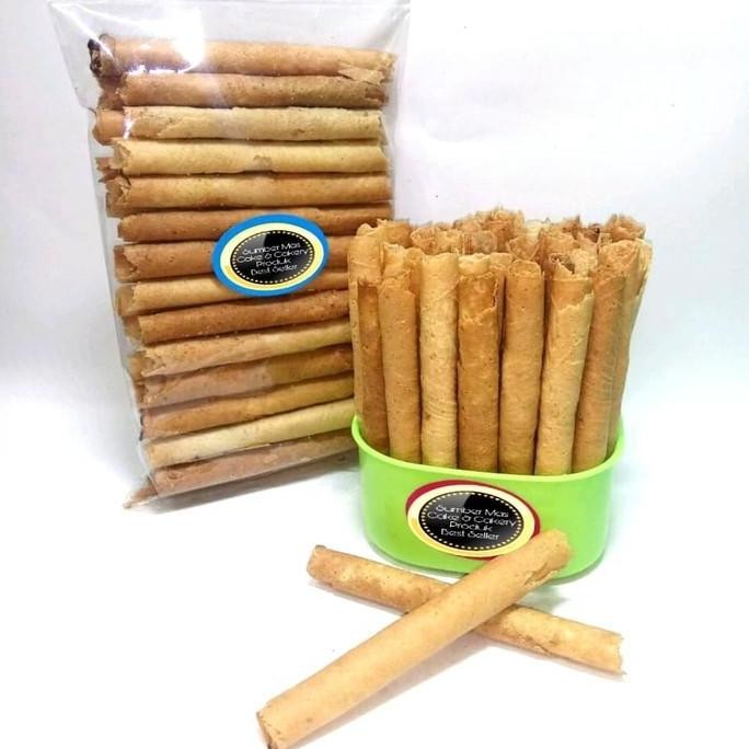 

Terlaris Semprong Roll 1 Kg / Semprong Renyah Sekali / Semprong Wijen / Semprong Panjang / Kiloan