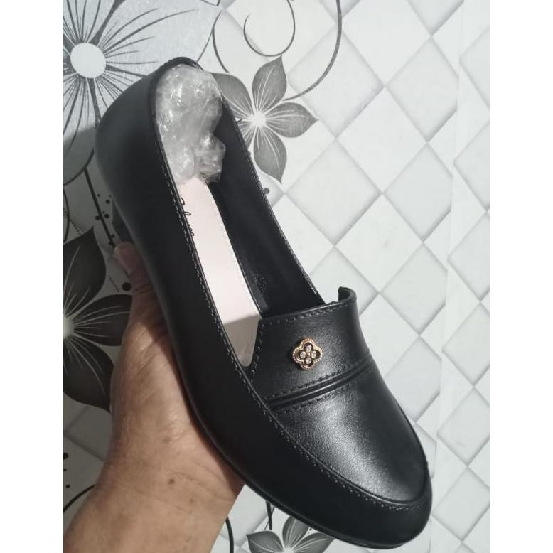 L762 B/ SEPATU KARET PANTOFEL WANITA HITAM S ADA PARIASI BAHAN MIRIP KULIT ASLI HAK 4.5 CM EL KOTAK 