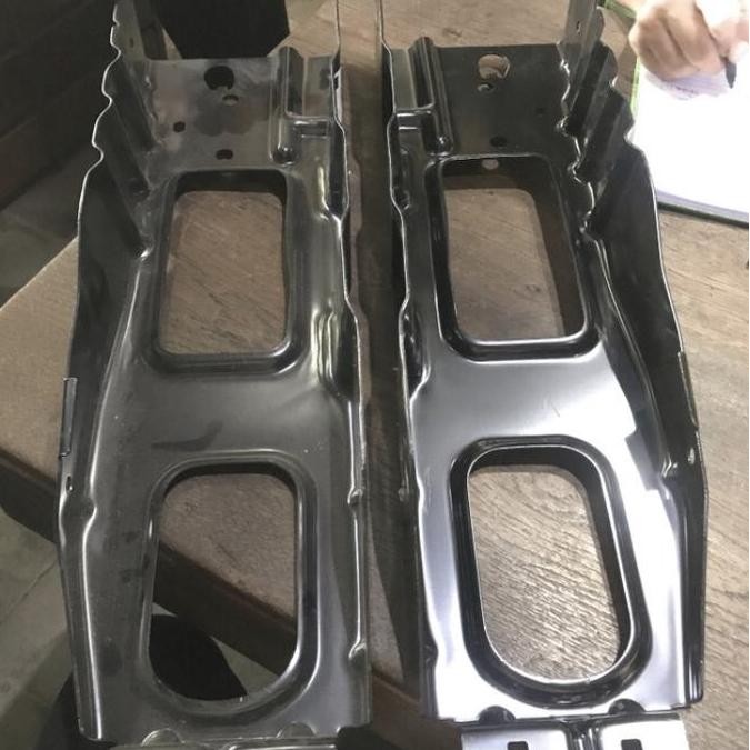 ORIGINAL bracket dudukan bemper bumper depan toyota dyna Hino dutro 130 ht pangkon breket