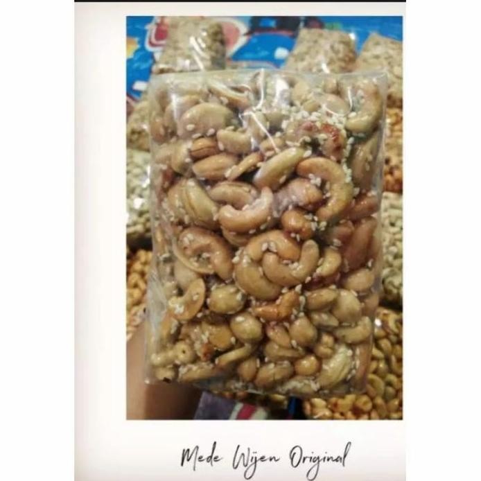 

Terlaris Kacang Mete Matang Rasa Wijen 1Kg-Kacang Mete Matang Wijen