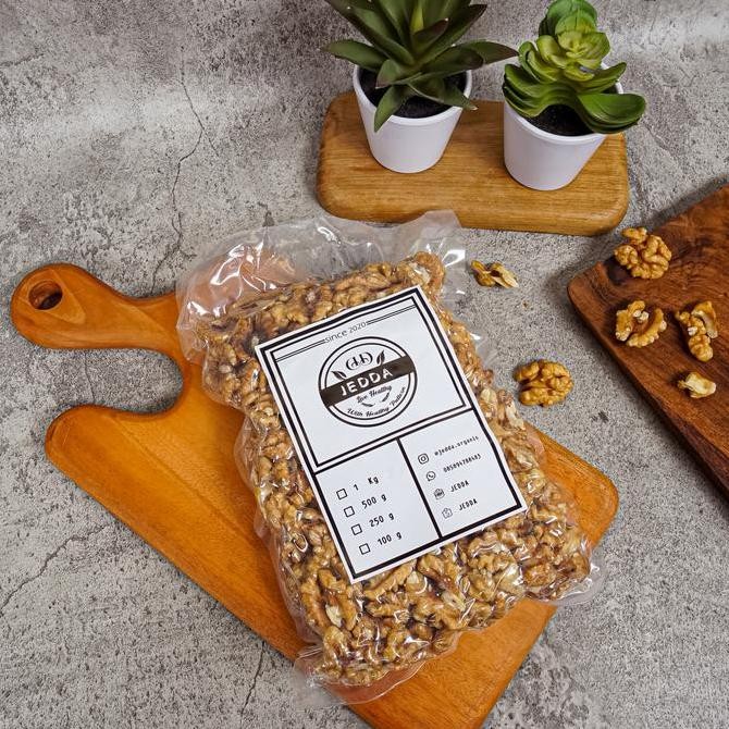 

HIW kacang walnut panggang 500 gram