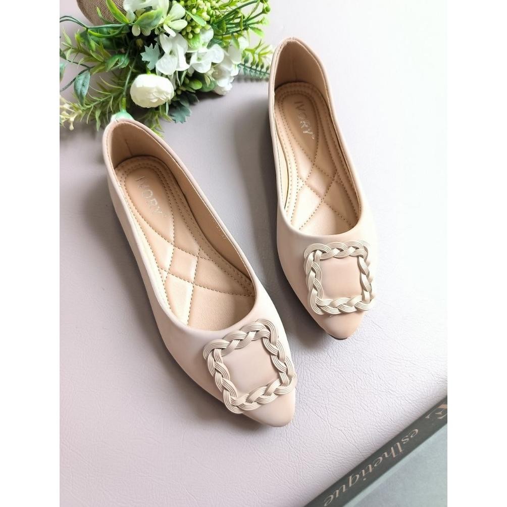 IVORY Sepatu Flat Wanita Import 999-51 Hitam