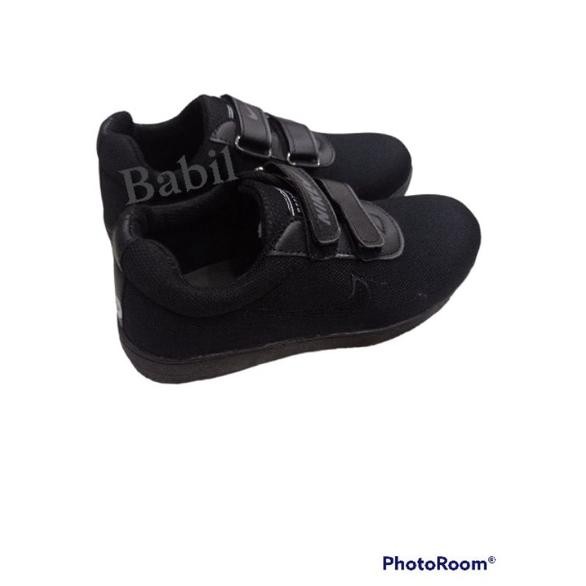 TERLARIS sepatu sekolah anak model kretek tanpa tali sepatu pria wanita sepatu full Hitam sepatu hit