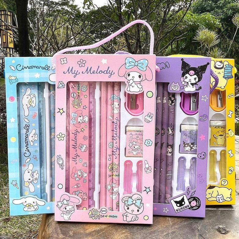 

RB 5 IN 1 SET ALAT TULIS SANRIO SET ALAT TULIS SEKOLAH SANRIO ALAT TULIS SEKOLAH LUCU SET PENSIL CINAMOROL SET PENSIL KUROMI SET PENSIL SANRIO KADO ULANG TAHUN ANAK KADO ULANG TAHUN KADO LUCU