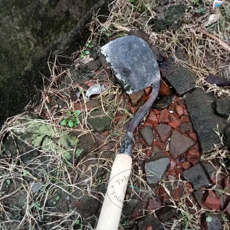 Simplicity Wangkil Miring Pembersih Rumput / Gratul (Cangkul Kecil)