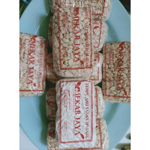 

Berkualitas Tempe Kedelai Sanan Asli Malang / Mekar Jaya