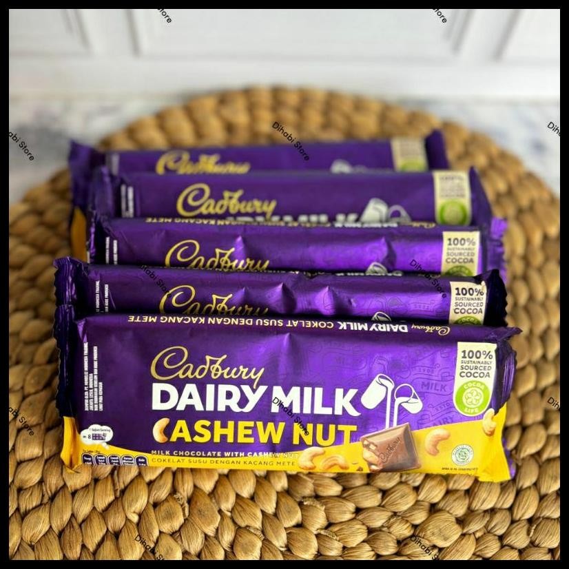 

CADBURY DAIRY MILK CHOCOLATE CASHEW NUT , FRUIT & NUT 90 GRAM COKELAT CADBURY