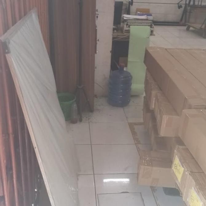 

Whiteboard Sakana UK 120x240 Cm Magnetic Gantung / Papan tulis Sakana Kualitas Original