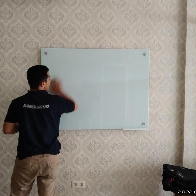 

jasa pemasangan glassboard Kualitas Original