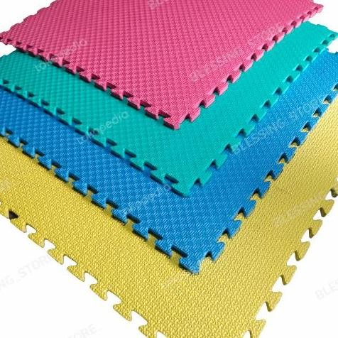 ready Matras puzzle 100x100 tebal 2 cm karpet beladiri /matras olahraga murah