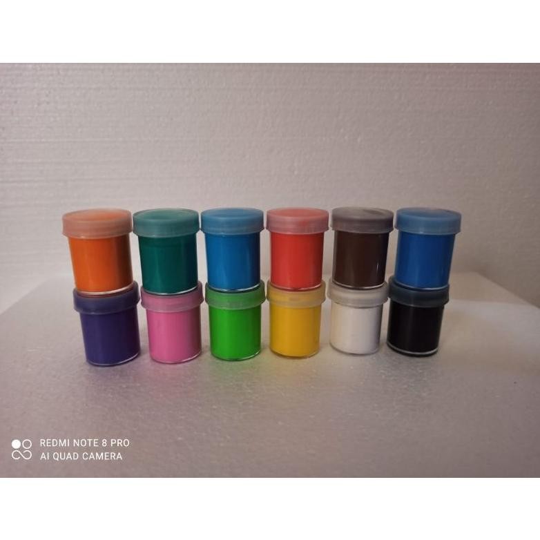 

KA Cat lukis/alat melukis dan mewarni isi 12 warna