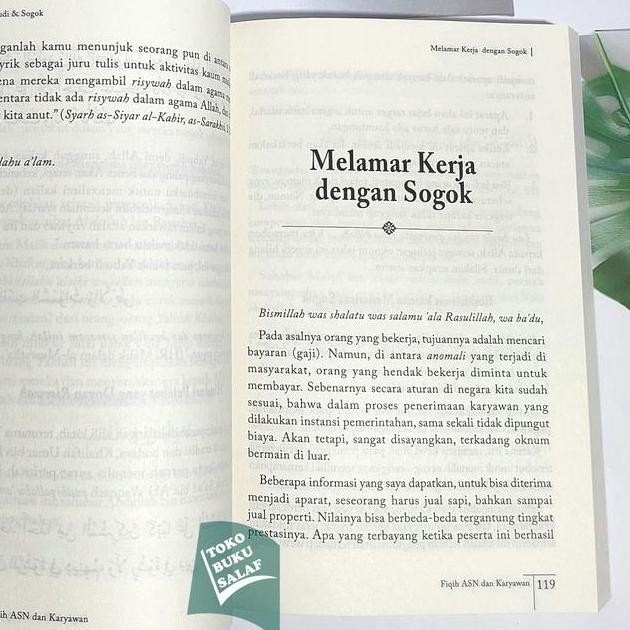 

Fiqih ASN dan Karyawan Karya Ammi Nur Baits Fiqh Aparatur Sipil Negara Penerbit Muamalah Publishing PROMO TERBATAS