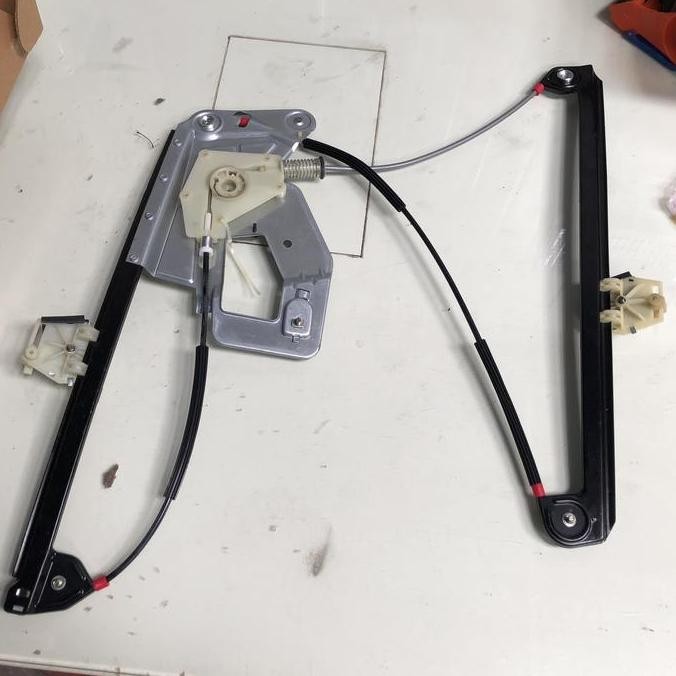 . Regulator Power Window BMW E39 Depan Kiri