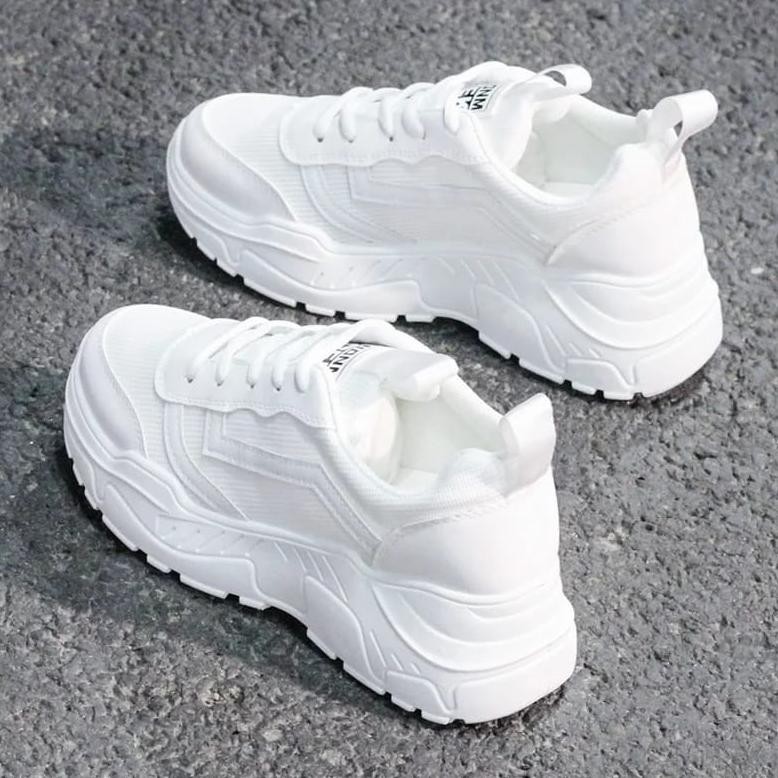 Sepatu Sneakers Wanita Korea COEK / Sepatu Sneakers Wanita Putih