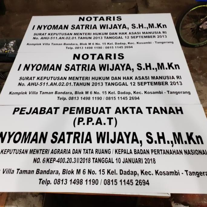 

plang nama notaris 150 x 60 cm x 2 muka + Rangka Besi
