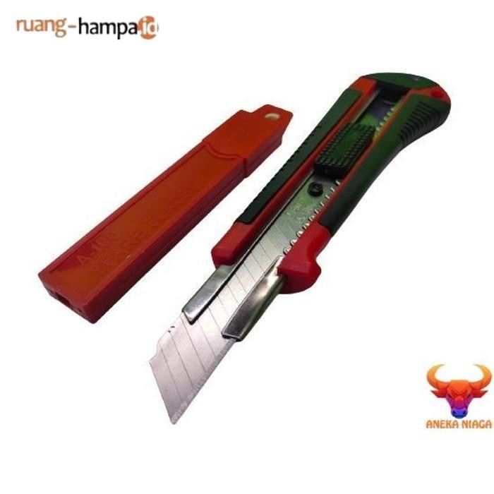 

Promo Aneka-Pisau Cutter Besar Frt + Isi Refil 5 Cutter Kater Blade Frt A-100 A100
