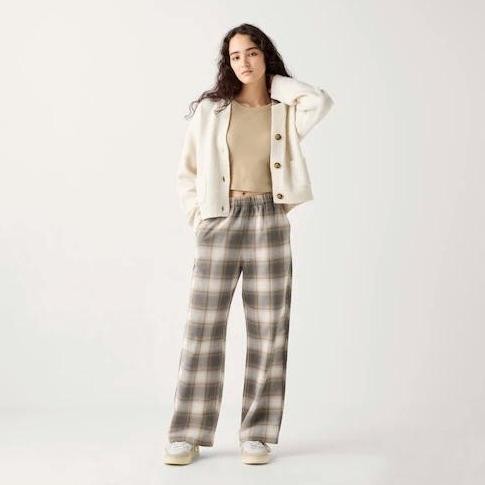 Uniqlo Women Pants Celana Panjang Flannel Wanita Beige Terbaru