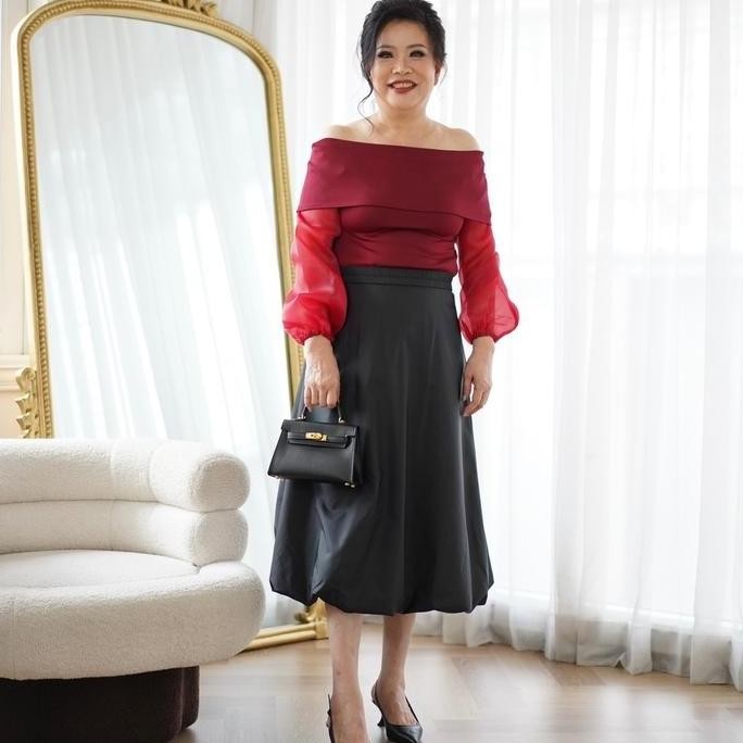 (Expert) (Victoria Wear House) Diane Off Shoulder Blouse Baju Atasan Sabrina Lengan Balon Bahan Scub