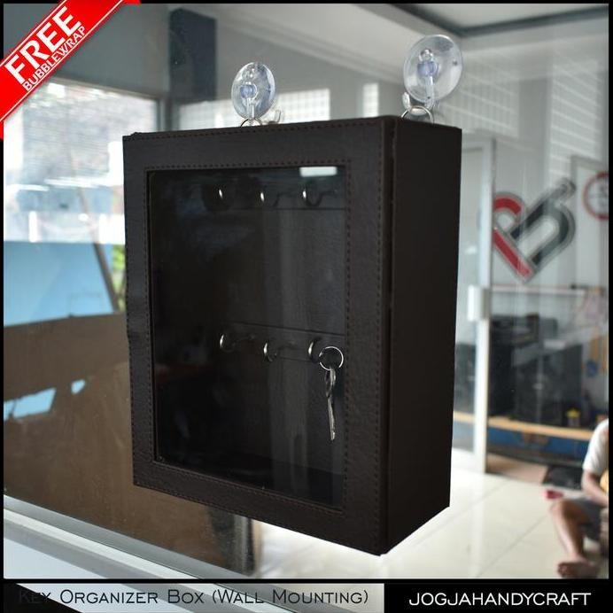 

Terlaris Jogja Crafts Id - Kotak Tempat Penyimpanan Kunci Gantung Dinding Kulit Pu / Key Box Organizer