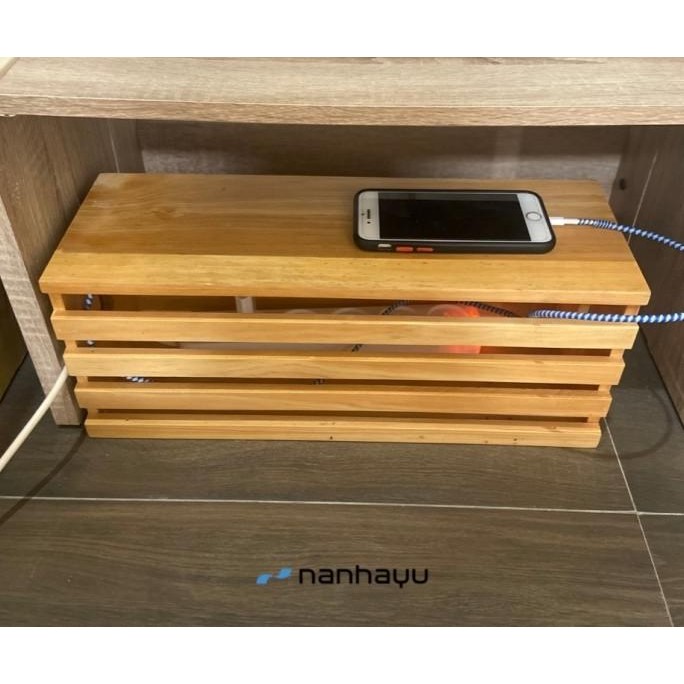 

Terlaris Kotak Penyimpanan Kabel Colokan Dan Charger Kayu Biar Rapi 40X14X15 Terbaru
