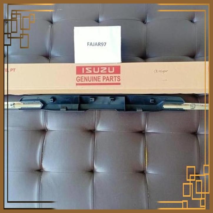 [FRM] GARNISH BELAKANG ISUZU PANTHER KAPSUL ORIGINAL