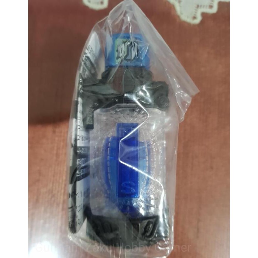 Dx Magnet Full Bottle + Uniqlo Kamen Rider Build T-Shirt Bandai (Best Quality)