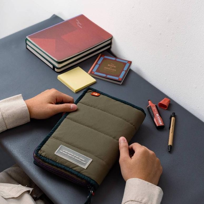 

Cover Al-Quran A5 AST