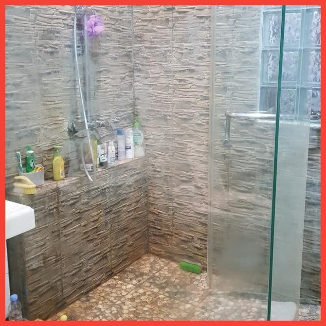 PEMBERSIH JAMUR KACA KAMAR MANDI 500 ML