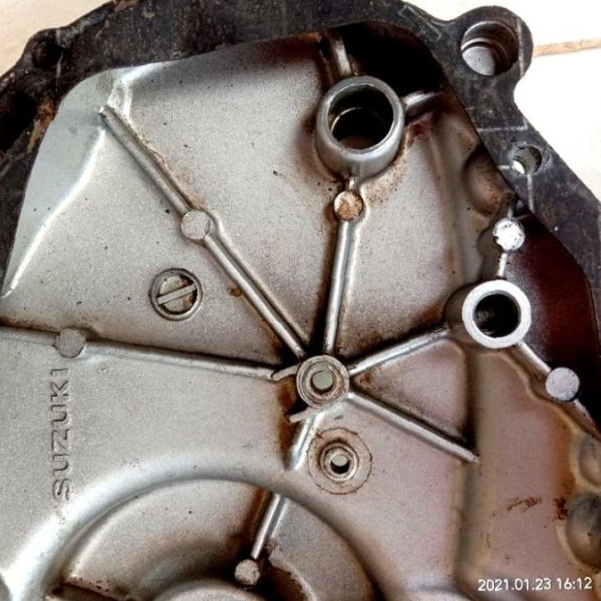 Sparepart dan Aksesoris kendaraan  Bak Kanan Kalter Kanan Suzuki Rc 100 Bravo Tornado Crystal. origi