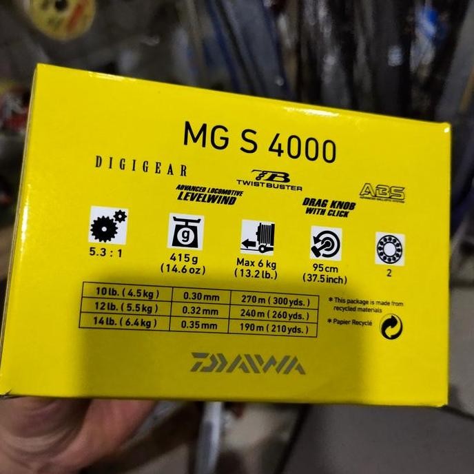 Tersedia reel pancing daiwa mgs 4000 dus kuning