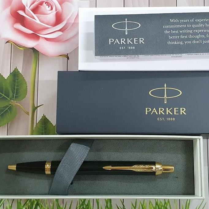

Parker Im Black Gold Trim Ballpoint Pen