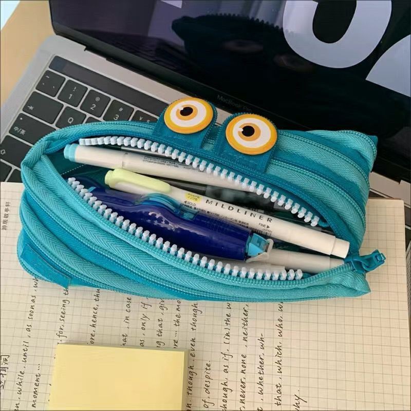 

Kotak Pensil Ritsleting Monster yang Imut Kotak Pensil Transparan Kapasitas Besar untuk Anak Laki-laki