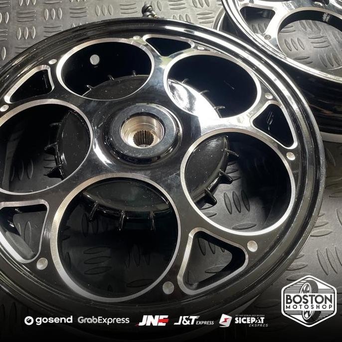 Luigy Velg CS 1 Ring 12inch Vespa Sprint Primavera LX S