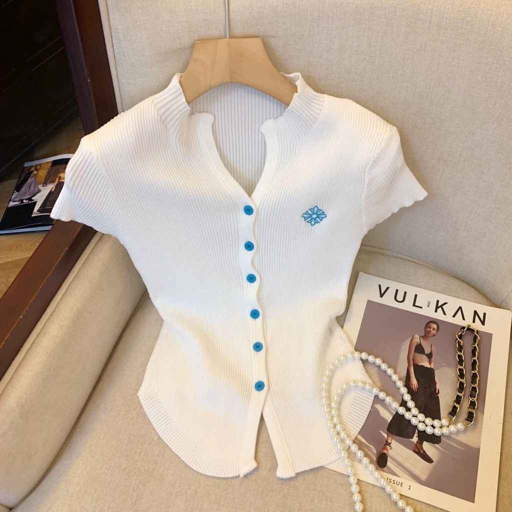 Design Sense Single-Breasted V-Neck Short Sleeve Knitted Cardigan Regular Shoulder Short Top