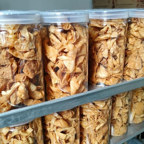 

Keripik Bawang Medan Enak Gurih Dan Renyah 145Gr