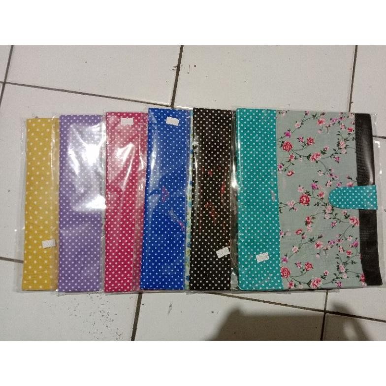 

sampul Al Qur'an motif bunga,untuk Al Qur'an ukuran 21,2 x 30,2 cm RB07