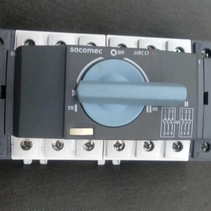 

Terlaris Cos Socomec Sircover 4P 40A (Chnge Over Swicth) Pln &Genset Manual