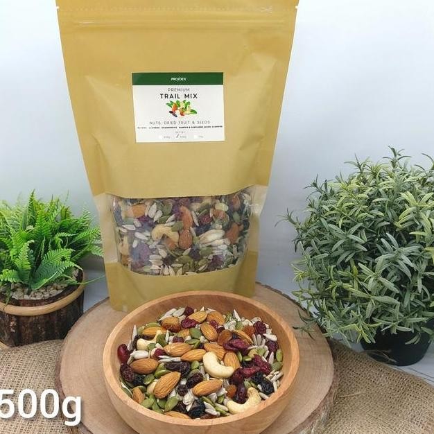 

Prodex Trail Mix G Kacang An Buah Kering Sehat